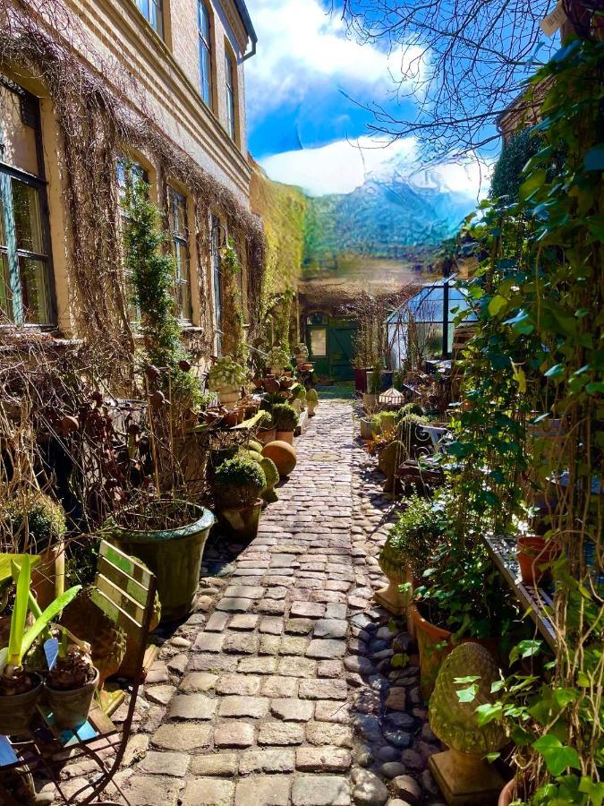 Apothekergaarden Stege B&B Eksteriør bilde